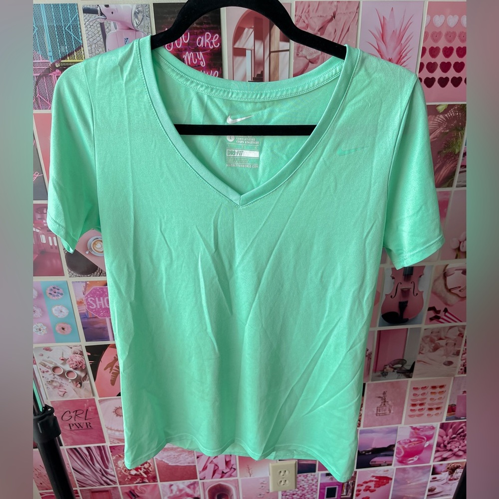 The Nike Tee